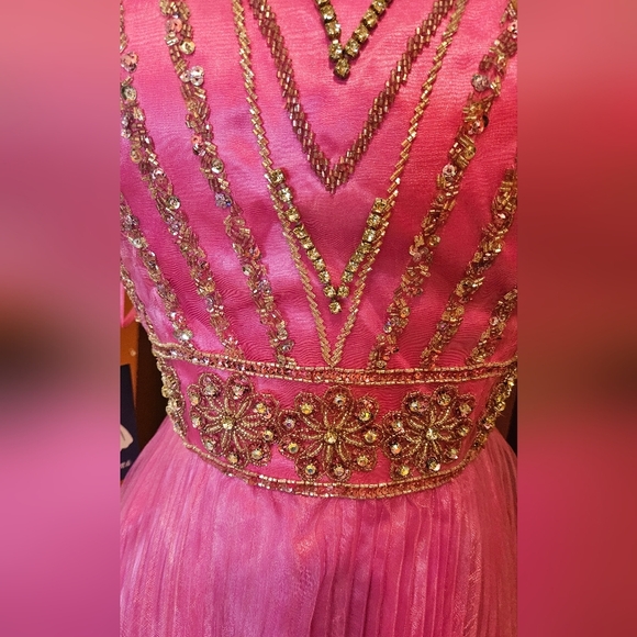 Womens pleated halter dress - Picture 6 of 11